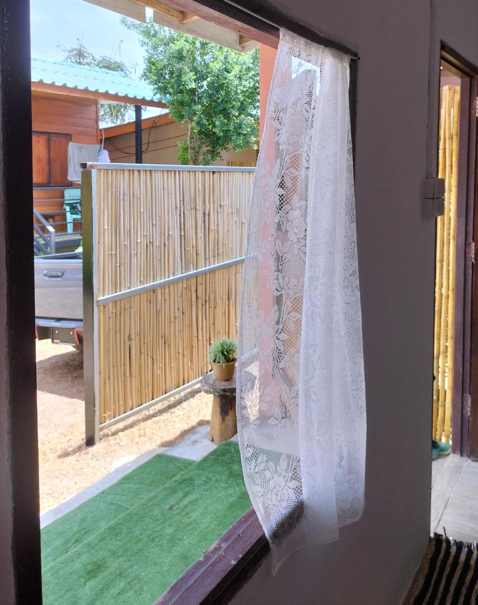 Lanta Rabbit Rooms Ko Lanta Esterno foto